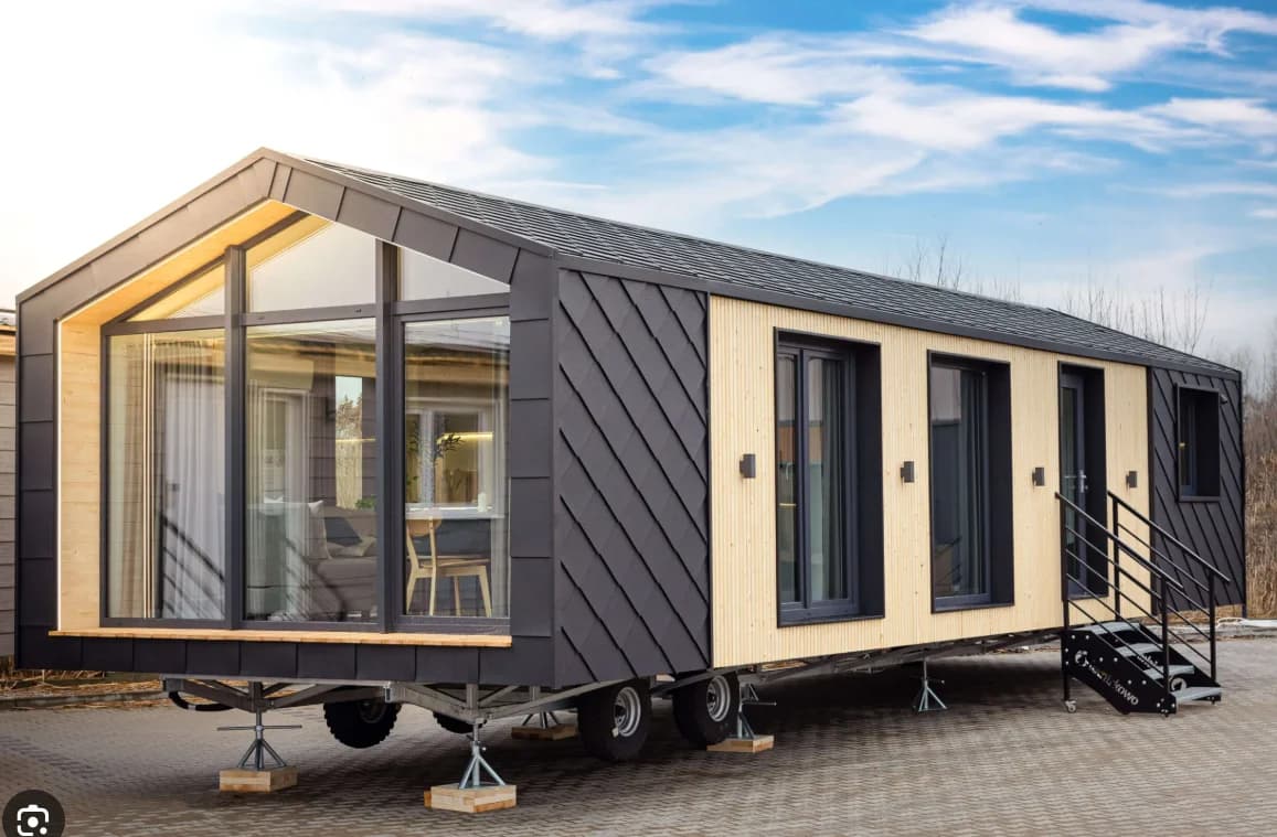 Jakie panele winylowe wybrać do domków mobilnych i zabudowy modułowej?